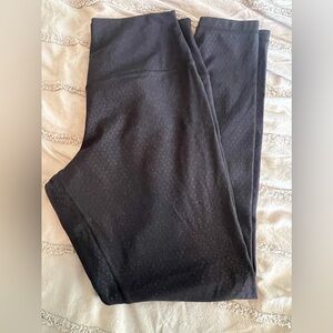 Lululemon, align with embossed design